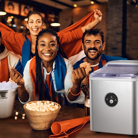 Mini Ice Maker Countertop, 9 Ice in 𝟔 𝐌𝐢𝐧𝐮𝐭𝐞𝐬, 𝟐𝟖 𝐥𝐛𝐬 Bullet-shaped Ice in 24 Hrs, 2.1Qt Water Tank, 3.3lbs Ice Basket, Quiet under 40dB, Easy One-button Operation, Super Lightweight to Move, Perfect for Parties Home Kitchen Office, Silvery
